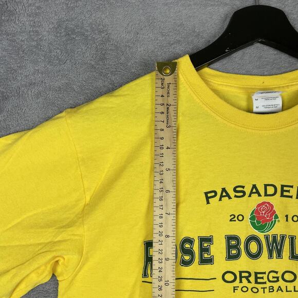 Oregon Ducks Shirt Mens Medium Yellow NCAA Football Rose Bowl Game 2010 Pasadena - Picture 6 of 9